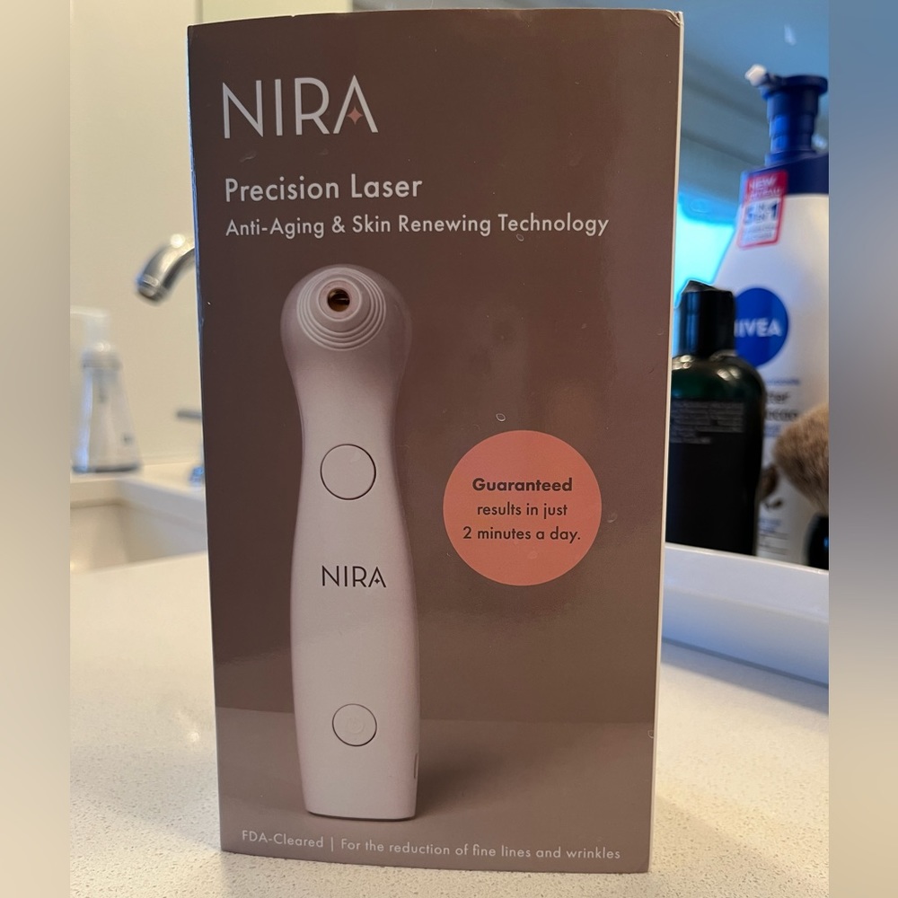 Nira Precision Laser Anti-Aging & Skin Rewewing Technology - Like New Condition